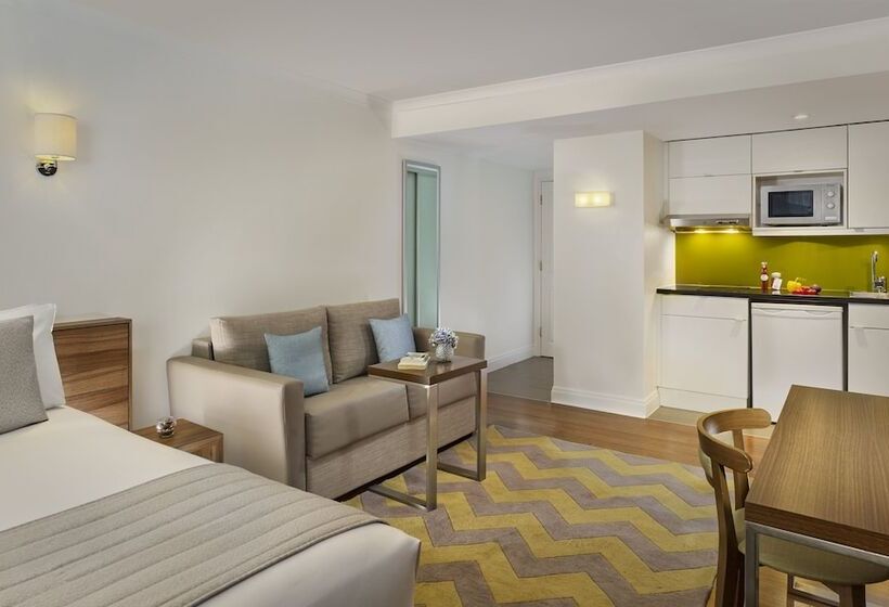 Студия Deluxe, Citadines South Kensington London