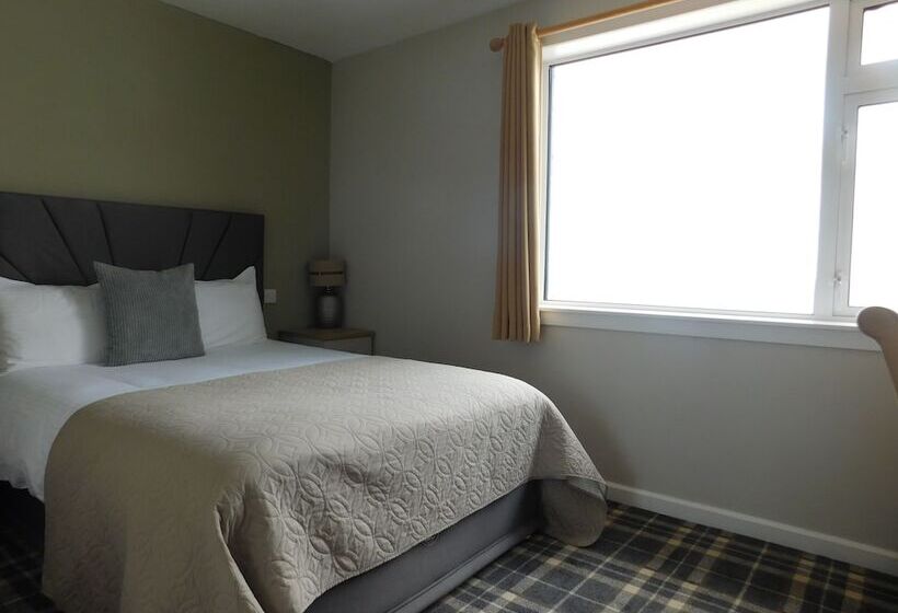 غرفة قياسية مطلّة علي البحر, Cullen Bay Hotel