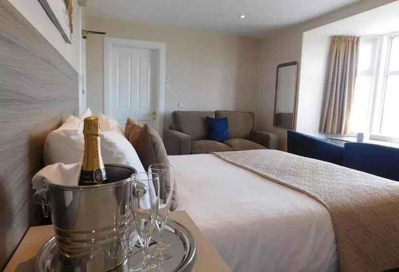 デラックスルーム, Cullen Bay Hotel