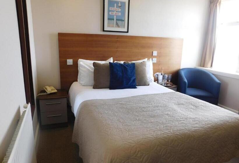 غرفة قياسية مطلّة علي البحر, Cullen Bay Hotel