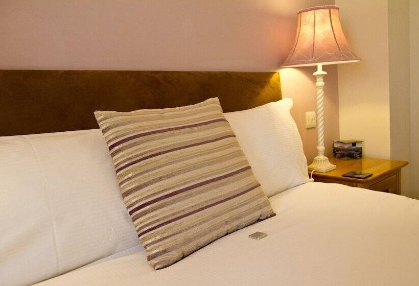 디럭스 룸, Borrowdale Gates