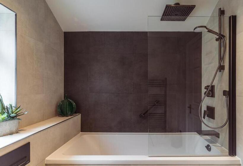 디럭스 패밀리 룸, Borrowdale Gates