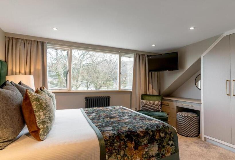 기본룸, Borrowdale Gates