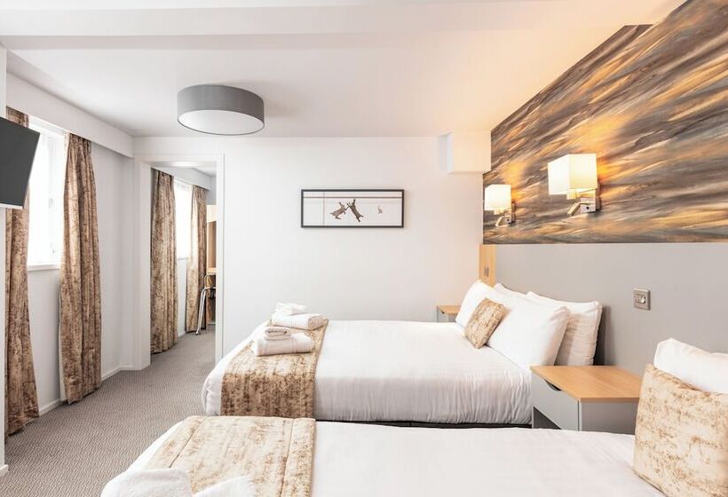 Номер Стандарт Трехместный, Caledonian Hotel  A Bespoke Hotel’