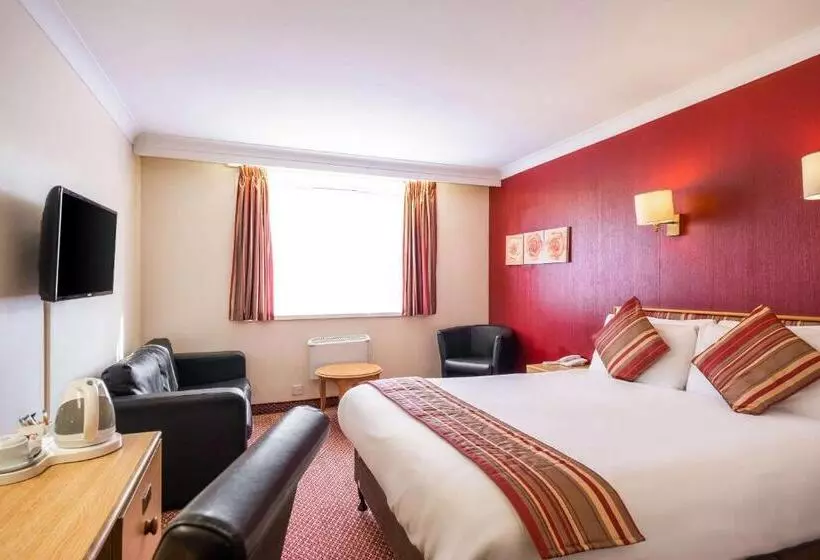 キングサイズベッドのスタンダードルーム, Comfort Inn Arundel