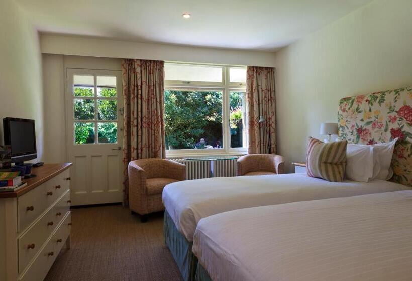 标准房带园景, Crown And Castle