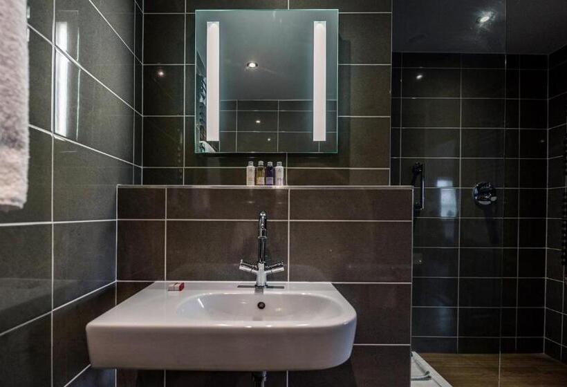 标准间带露台, Crown And Castle