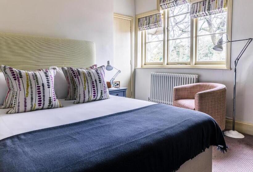 标准间, Crown And Castle