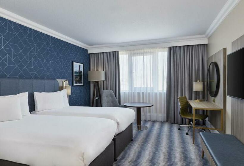 Номер Стандарт, Leonardo Royal Southampton Grand Harbour