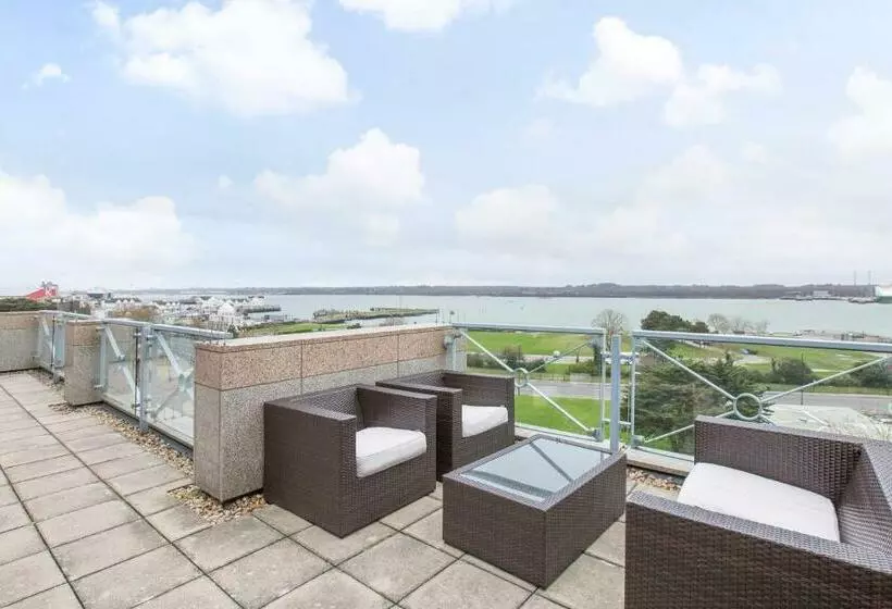 سوئیت پرزیدنت, Leonardo Royal Southampton Grand Harbour