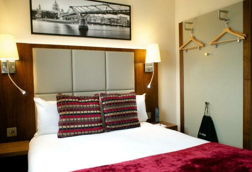 Basic Room, The Belgrave