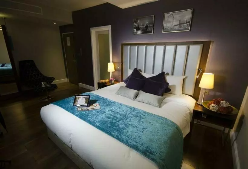 Deluxe Room, The Belgrave