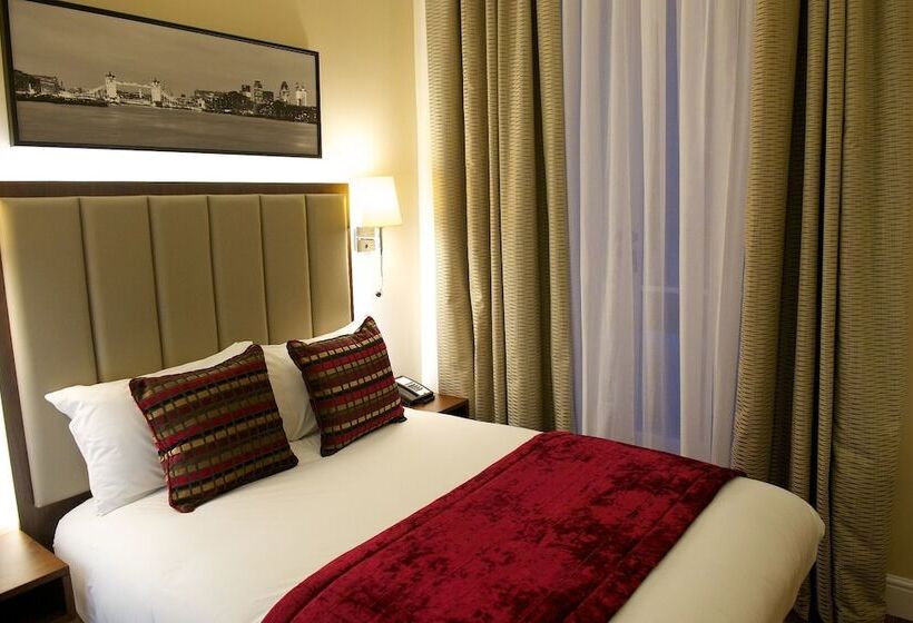 Basic Room, The Belgrave