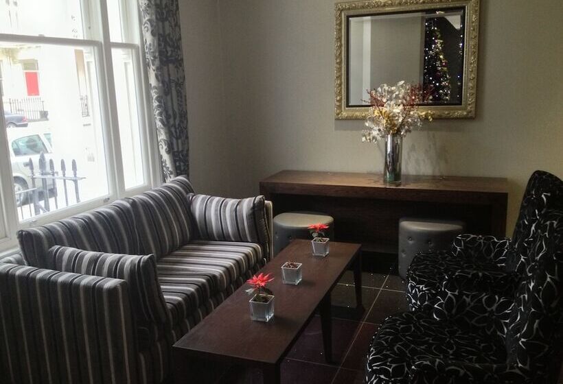 Deluxe Room, The Belgrave