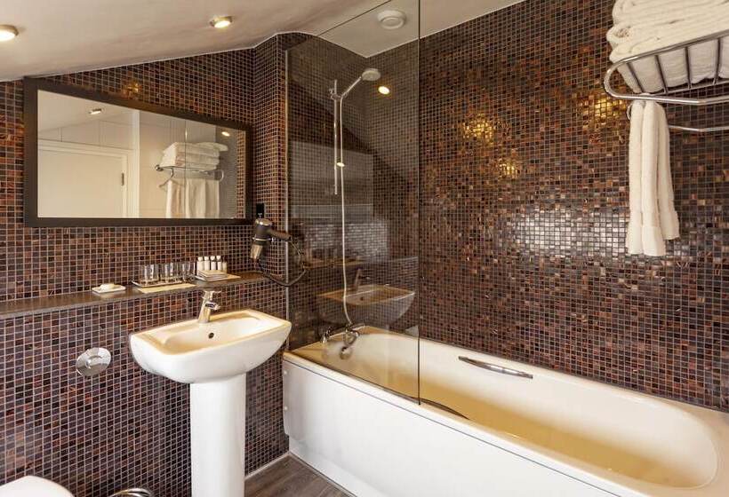 行政房间, The Caesar