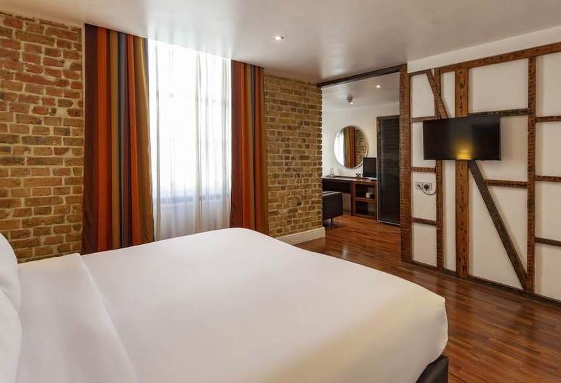 豪华房间, The Caesar