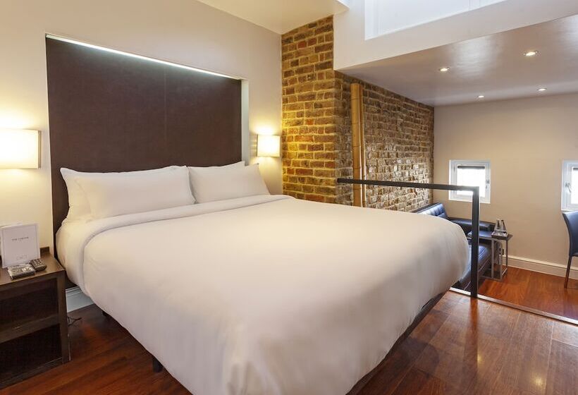 豪华房间, The Caesar