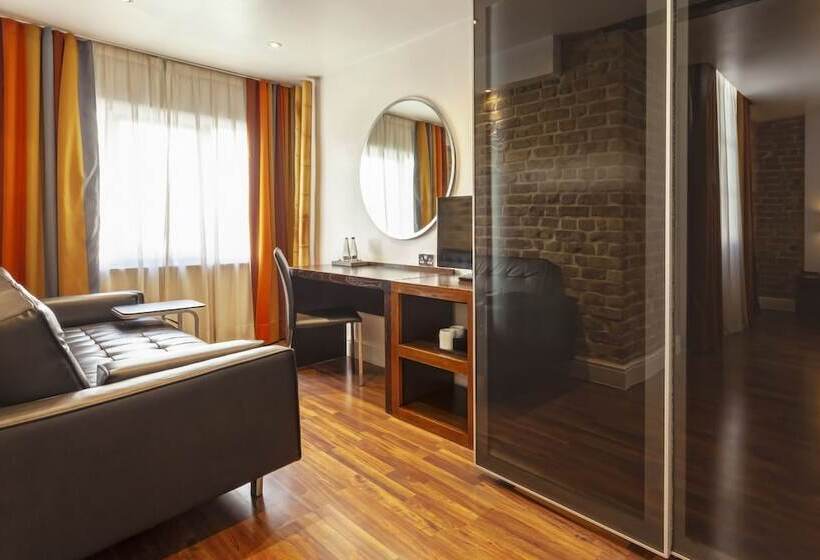 豪华房间, The Caesar