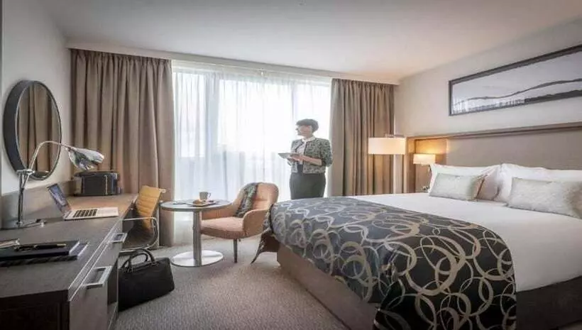 اتاق اجرایی, Clayton Hotel, Manchester Airport