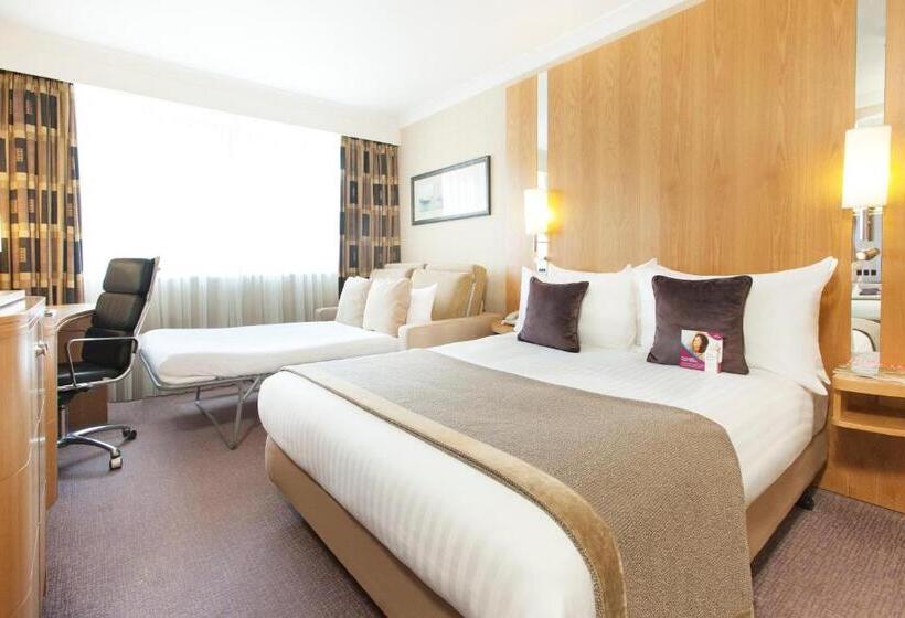 スタンダードルーム, Crowne Plaza Reading