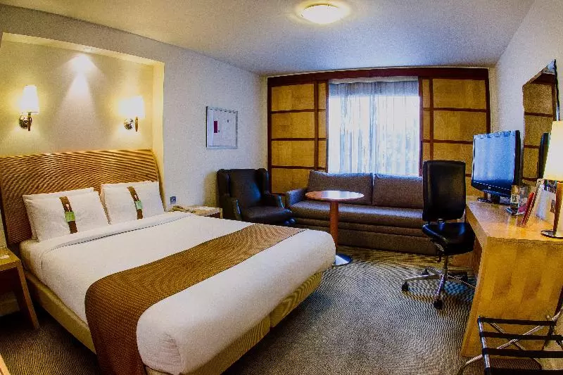 اتاق استاندارد با تخت بزرگ, Holiday Inn London  Heathrow M4jct.4
