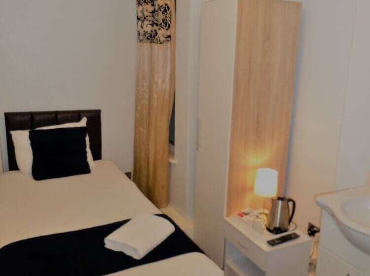 חדר סטנדרד יחיד חדר אמבטיה משותף, Lancaster Court