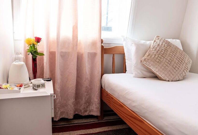 חדר סטנדרד יחיד חדר אמבטיה משותף, Lancaster Court