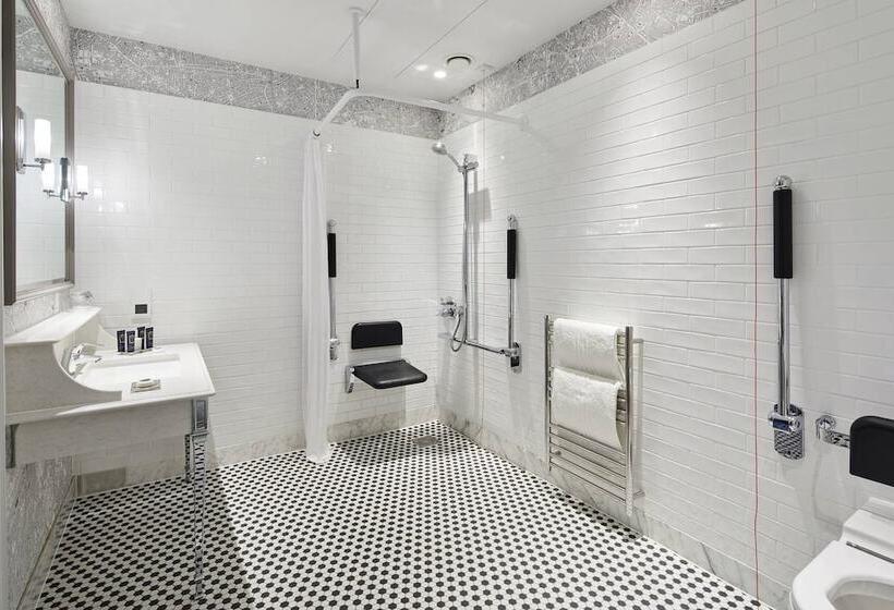 Номер Deluxe, London Marriott Hotel County Hall