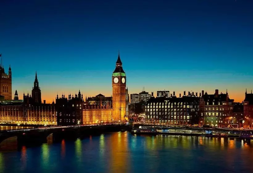 Executive-huone, London Marriott Hotel County Hall
