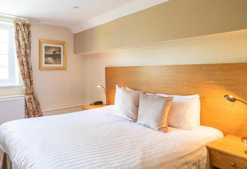 غرفة قياسية, Pettifers Freehouse