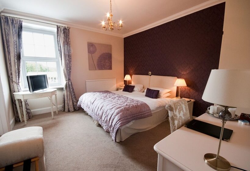 Quarto Estandar, The Mill House