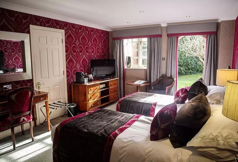 سوییت, Langshott Manor   Luxury Hotel Gatwick