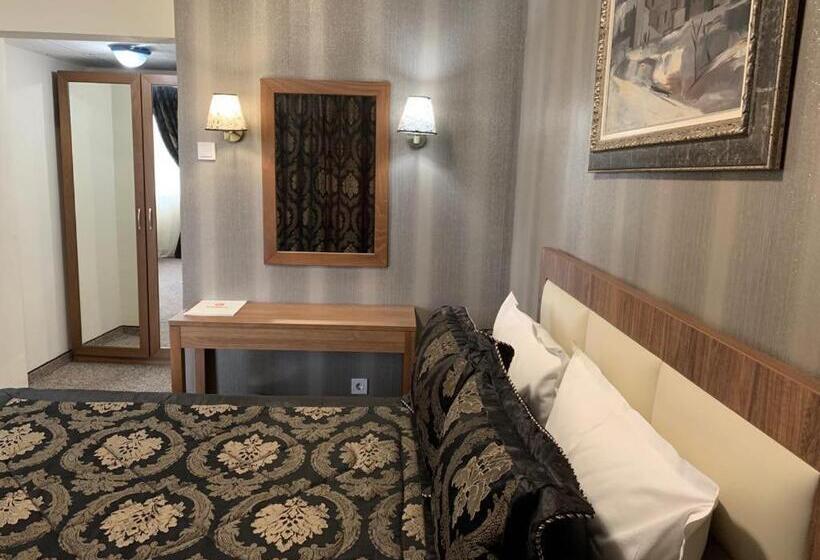 סוויטת ג'וניור, Bononia