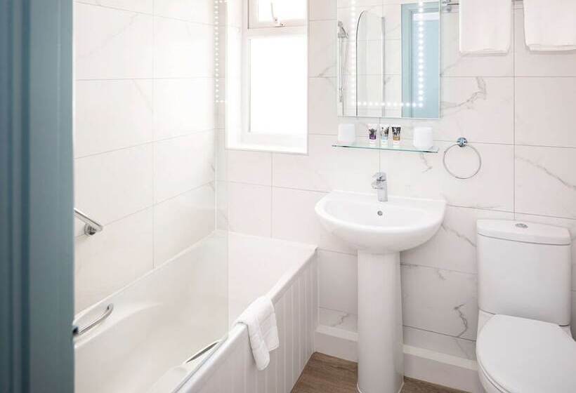 高级大房间, Queens Hotel & Spa Bournemouth