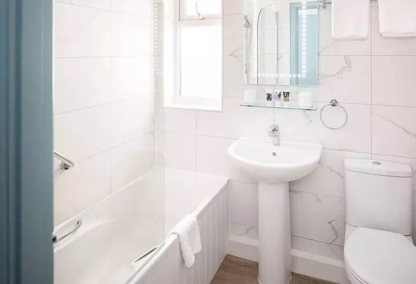 スーペリアールーム, Queens Hotel & Spa Bournemouth