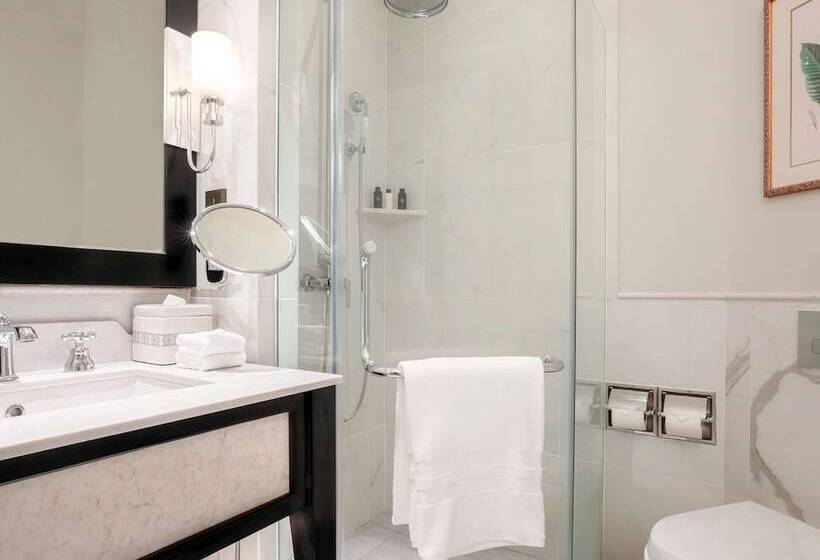 חדר סטנדרט מיטה זוגית, Raffles Hotel Le Royal