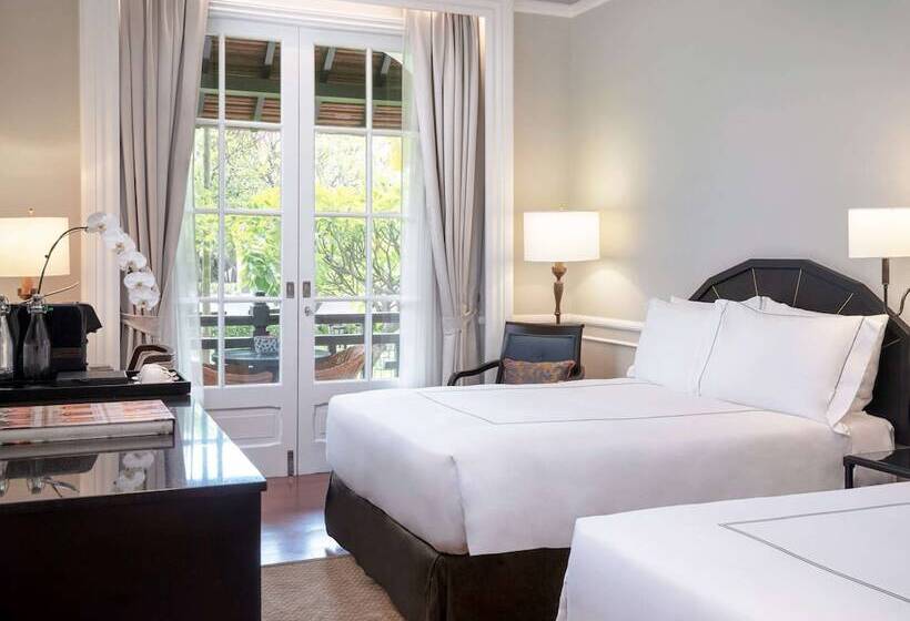 חדר סטנדרט נוף לבריכה, Raffles Hotel Le Royal