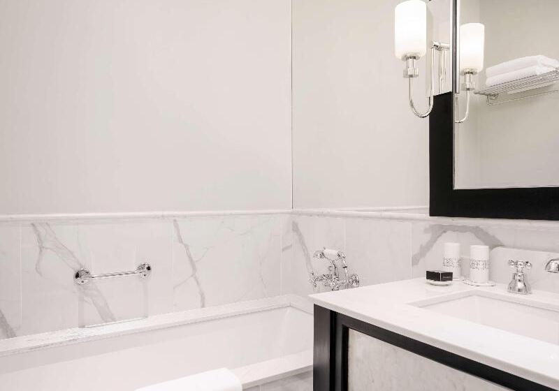 חדר סטנדרט עם מיטת קינג, Raffles Hotel Le Royal