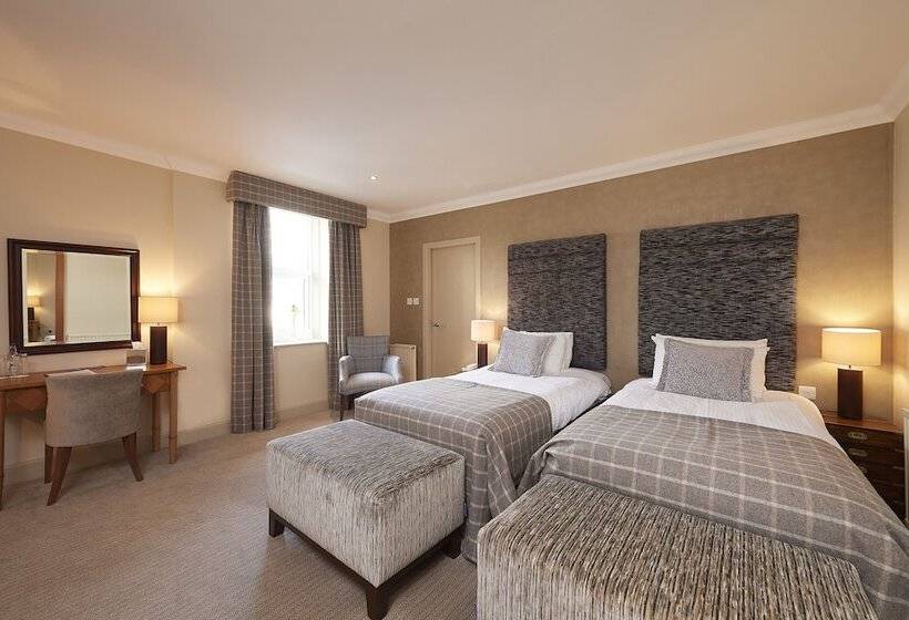 غرفة قياسية, Royal Golf