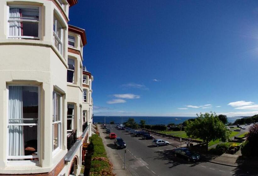 غرفة قياسية مطلّة علي البحر, Red Lea Apartments