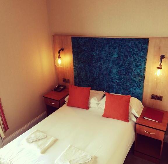 غرفة قياسية مطلّة علي البحر, Red Lea Apartments