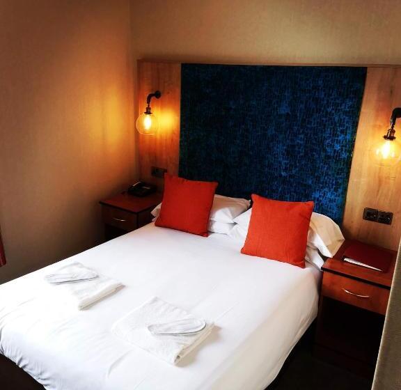 غرفة قياسية مطلّة علي البحر, Red Lea Apartments