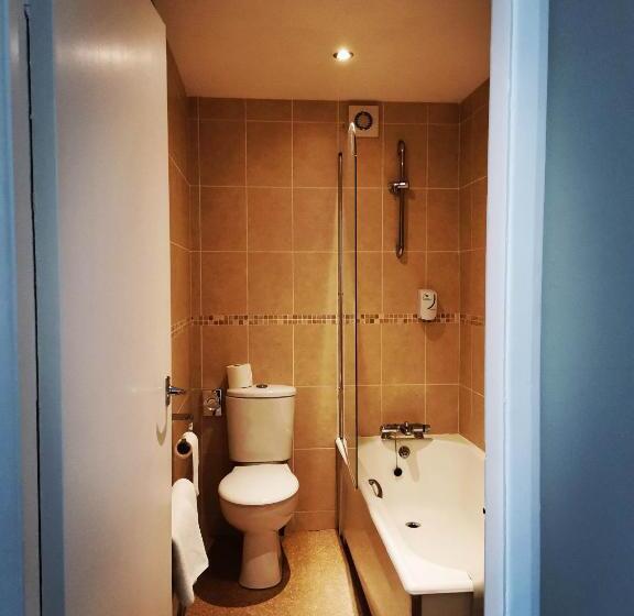 غرفة قياسية مطلّة علي البحر, Red Lea Apartments