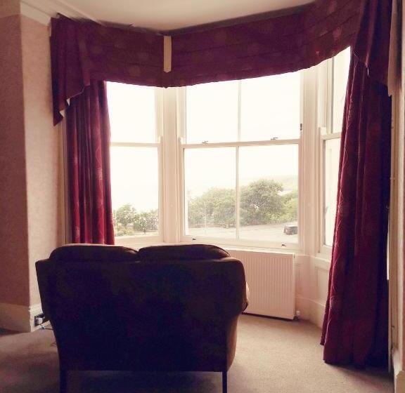 غرفة سوبيريور مطلّة علي البحر, Red Lea Apartments