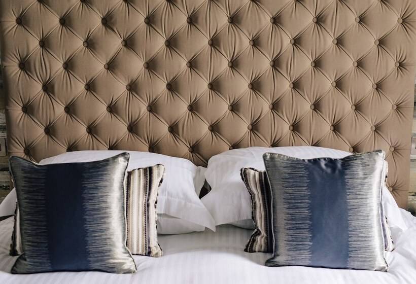 غرفة كلاسيكية سرير كينج, The Seafield Armscullen