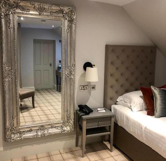 غرفة قياسية فردية, The Seafield Armscullen