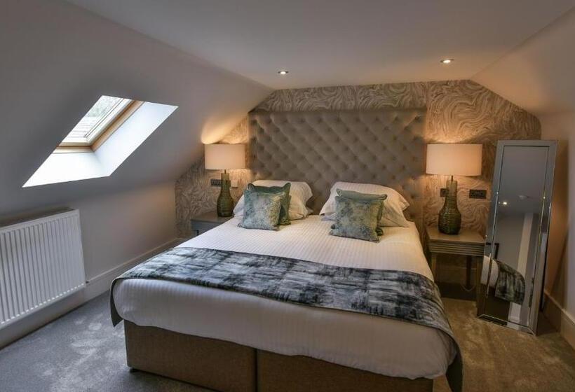 جناح, The Seafield Armscullen