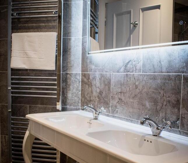 جناح, The Seafield Armscullen