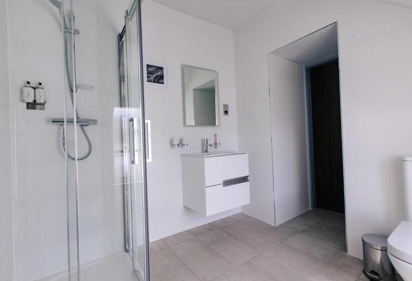 غرفة كلاسيكية سرير كينج, The Seafield Armscullen