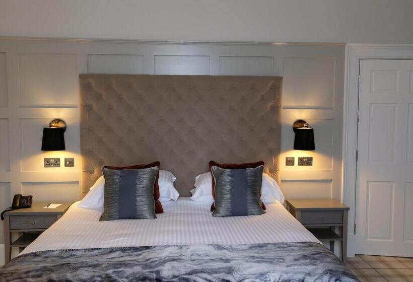 جناح, The Seafield Armscullen